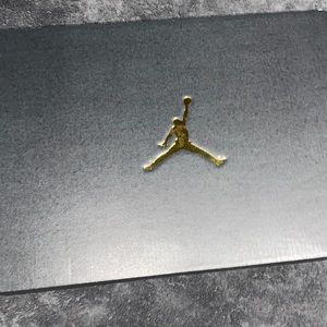 Men/Women 6.5 Jordan 11 Retro Low